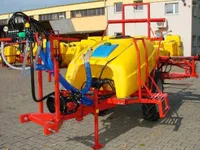 Velkamais smidzinātājs ar mehānisku stieņa atlocīšanu — 1