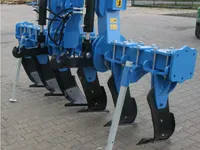 Dziļirdinātājs agregatēšanai ar citām mašīnām — 1
